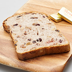 Walnut and raisin toast thumbnail