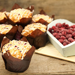 Raspberry and white chocolate muffin - box of 6 thumbnail
