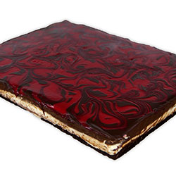 Strawberry cream delight - slab cake thumbnail