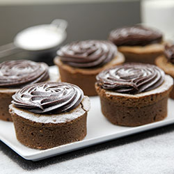 Flourless chocolate mud - 3 inch - box of 6 thumbnail