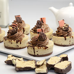 Honeycomb crunch cheesecake - 3 inch - box of 6 thumbnail