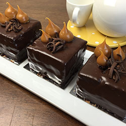 Marz bar mud cake - 3 inch - box of 6 thumbnail