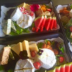 Fruit and cheese platter thumbnail