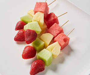 Fresh fruit skewer thumbnail